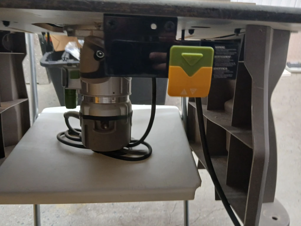 Blue Hawk Router Table Model 1034.1 - photo 3