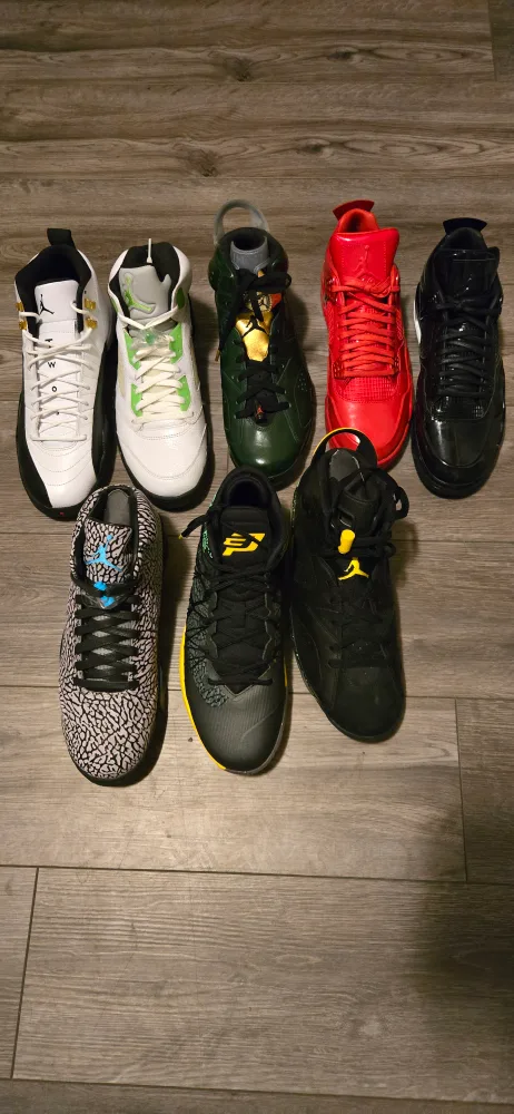 Assorted Basketball Shoes - Jordans, Pumas image indicator(3)