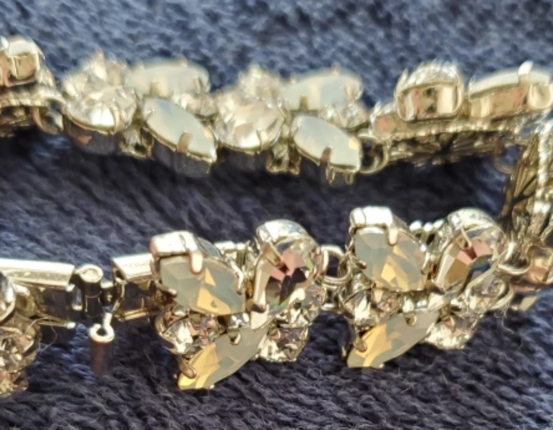 SILVER AND CRYSTAL BUTTERFLY BRACELET - photo 4