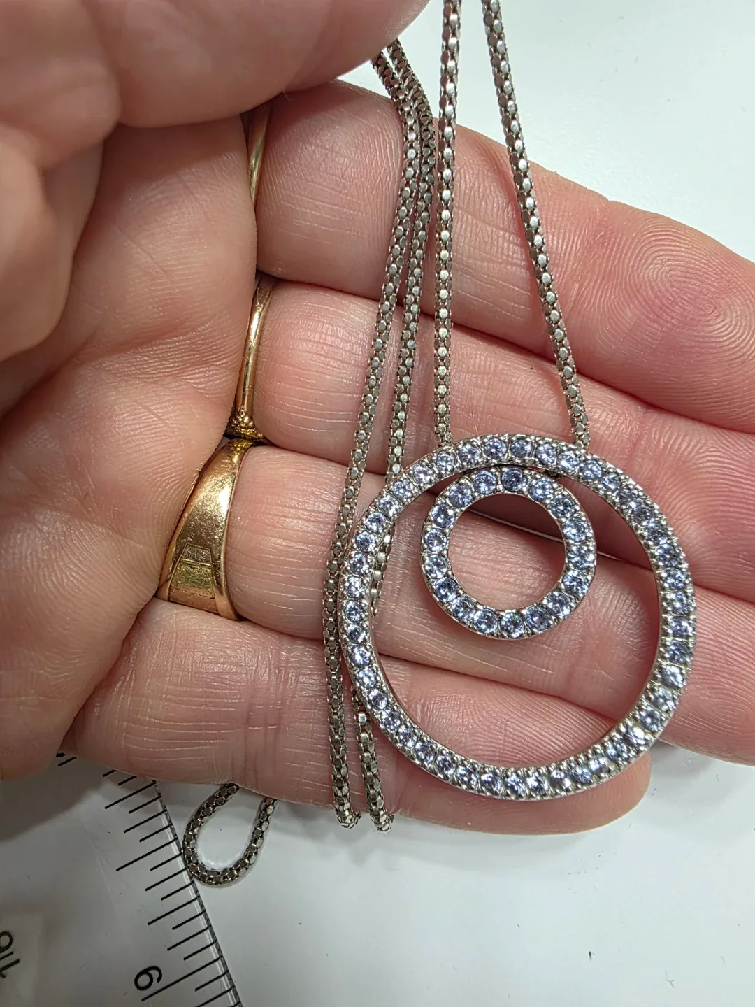 Silver Tone Circle Pendant Necklace image indicator(2)