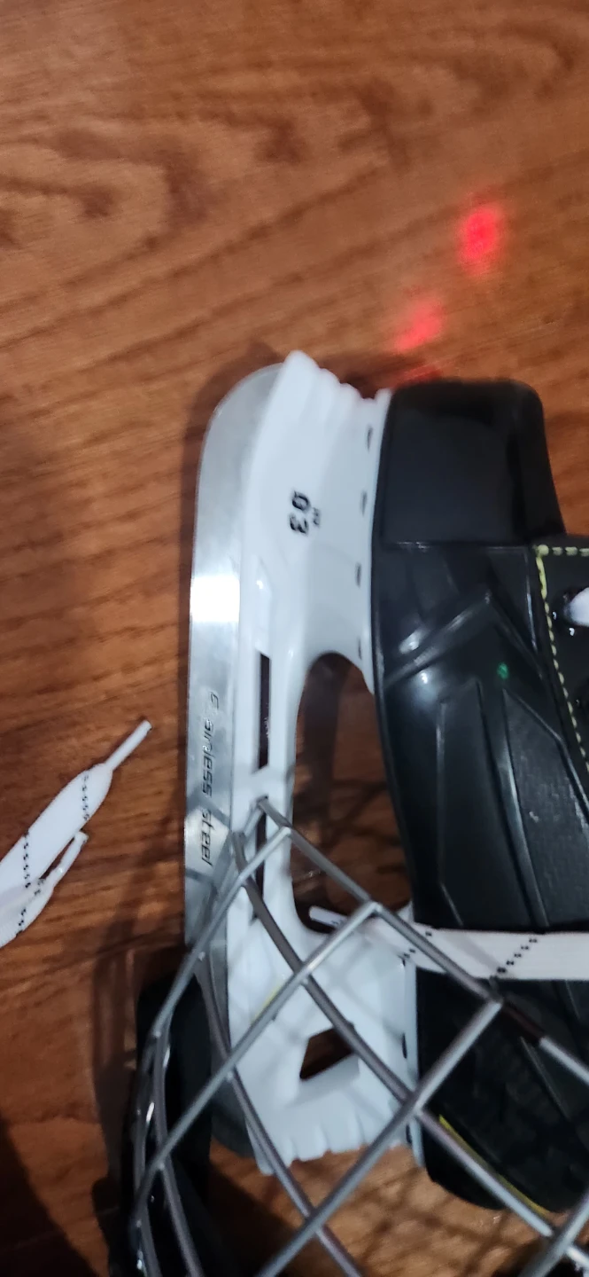 Youth Size US 4 ice Skates - photo 4