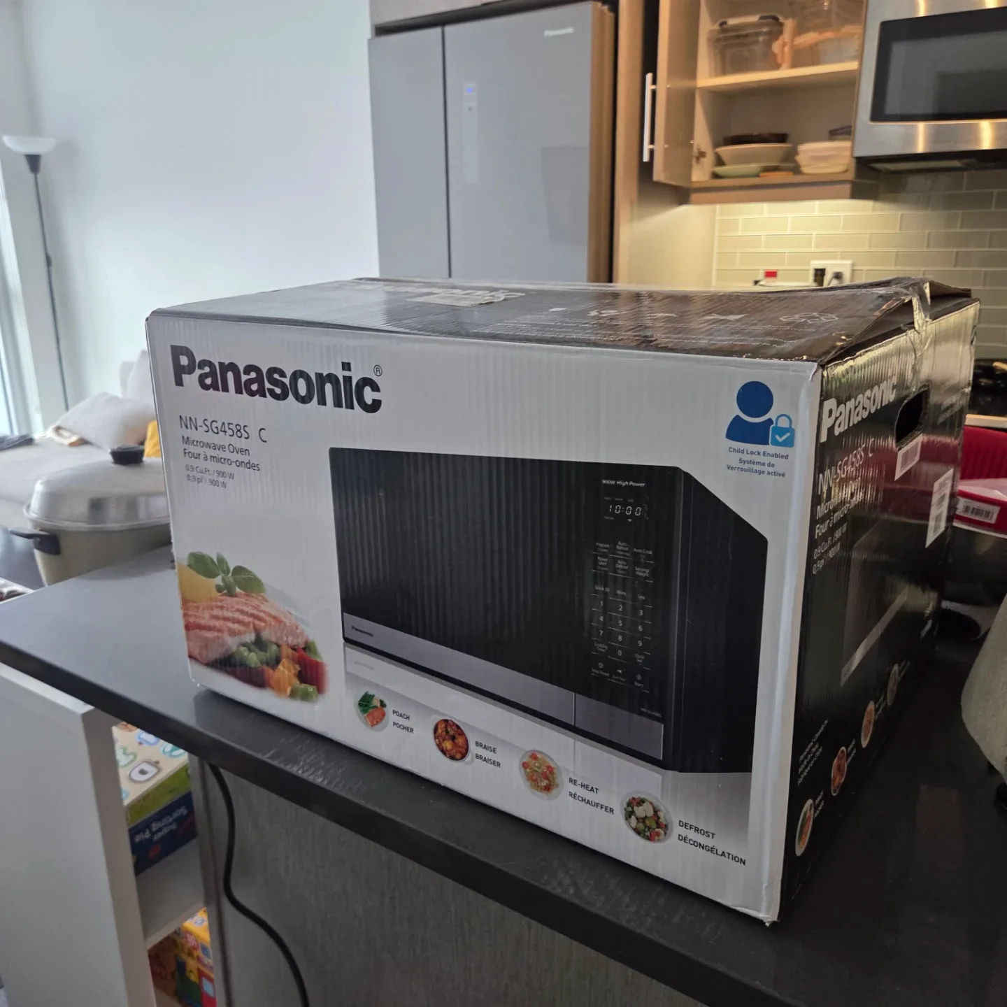 Panasonic NN-SG458S Microwave Oven - 900W