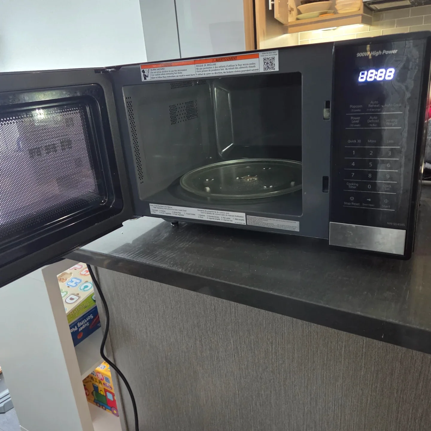 Panasonic NN-SG458S Microwave Oven - 900W image indicator(3)