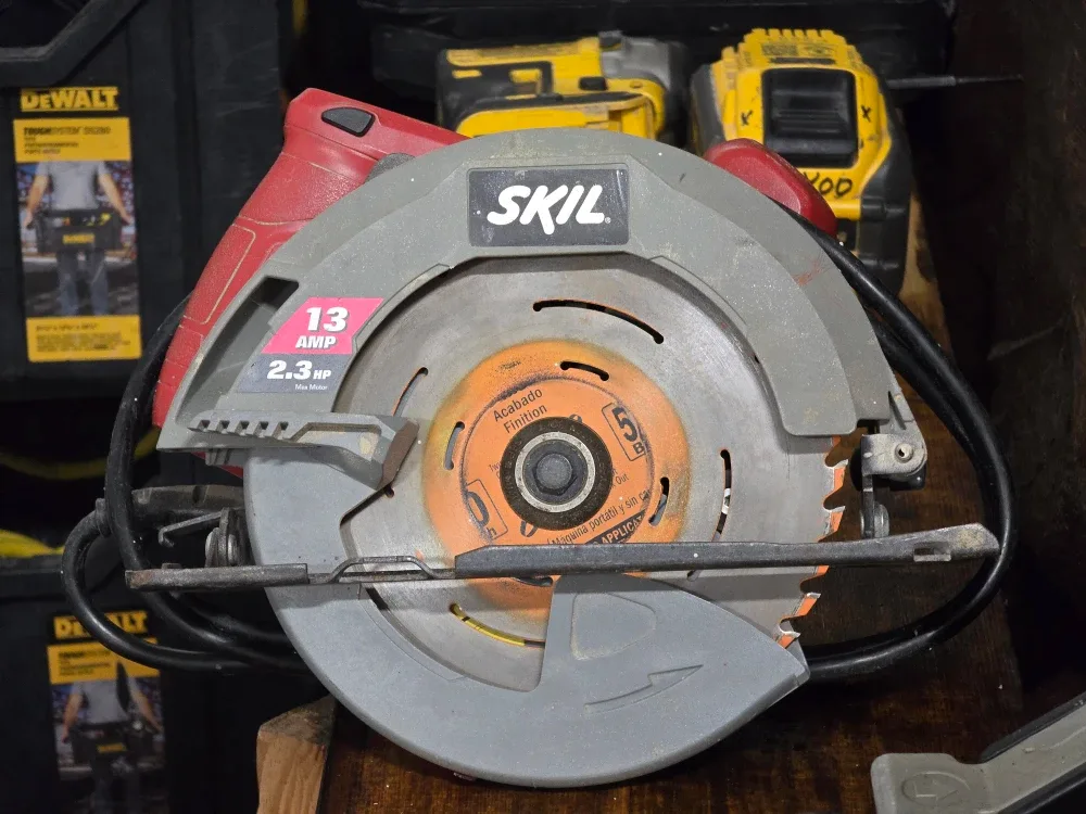 Skil Circular Saw - 13 Amp