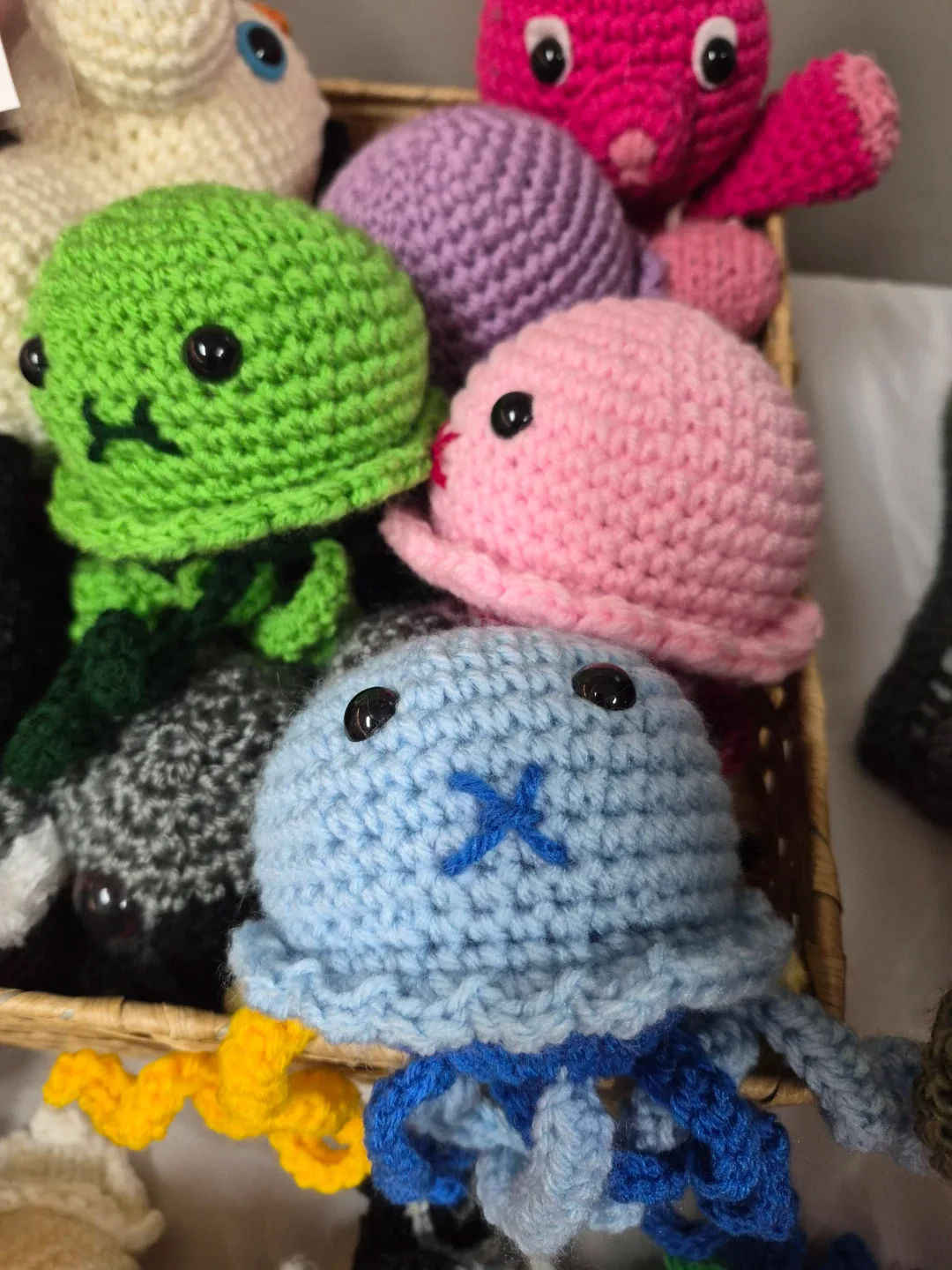 Crocheted Jellyfish Plushies - Assorted Colours image indicator(3)