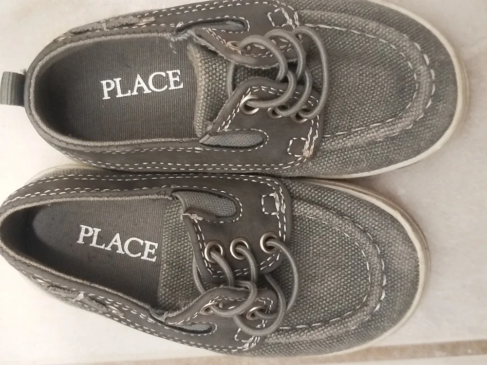 The Children's Place Grey Boat Shoes - Size 6