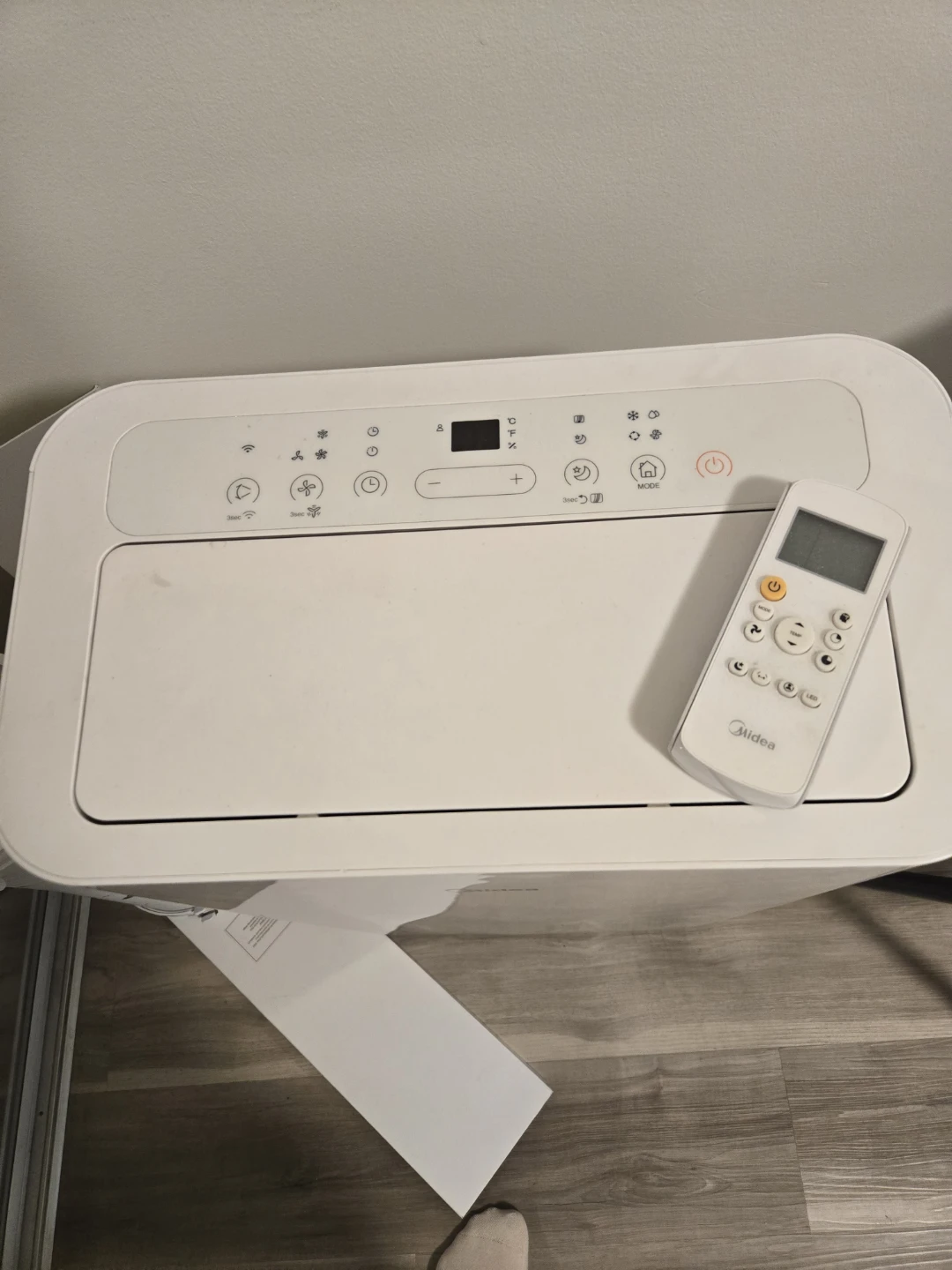 Midea Portable Air Conditioner with Remote - photo 3