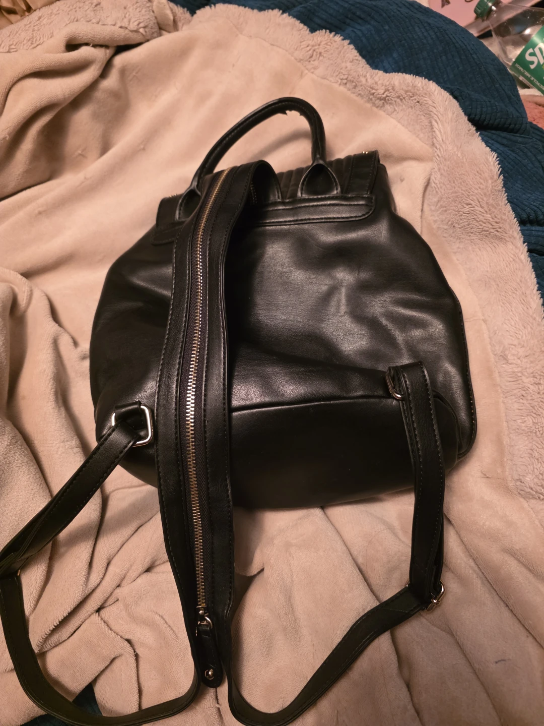 Guess Black Backpack - photo 2