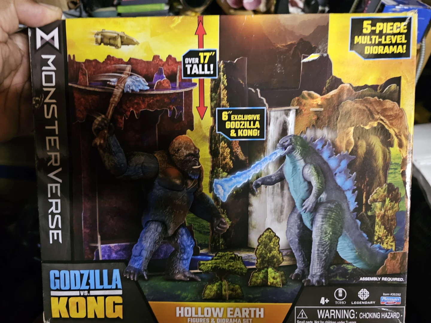 Godzilla vs. Kong Hollow Earth Diorama Set - photo 2