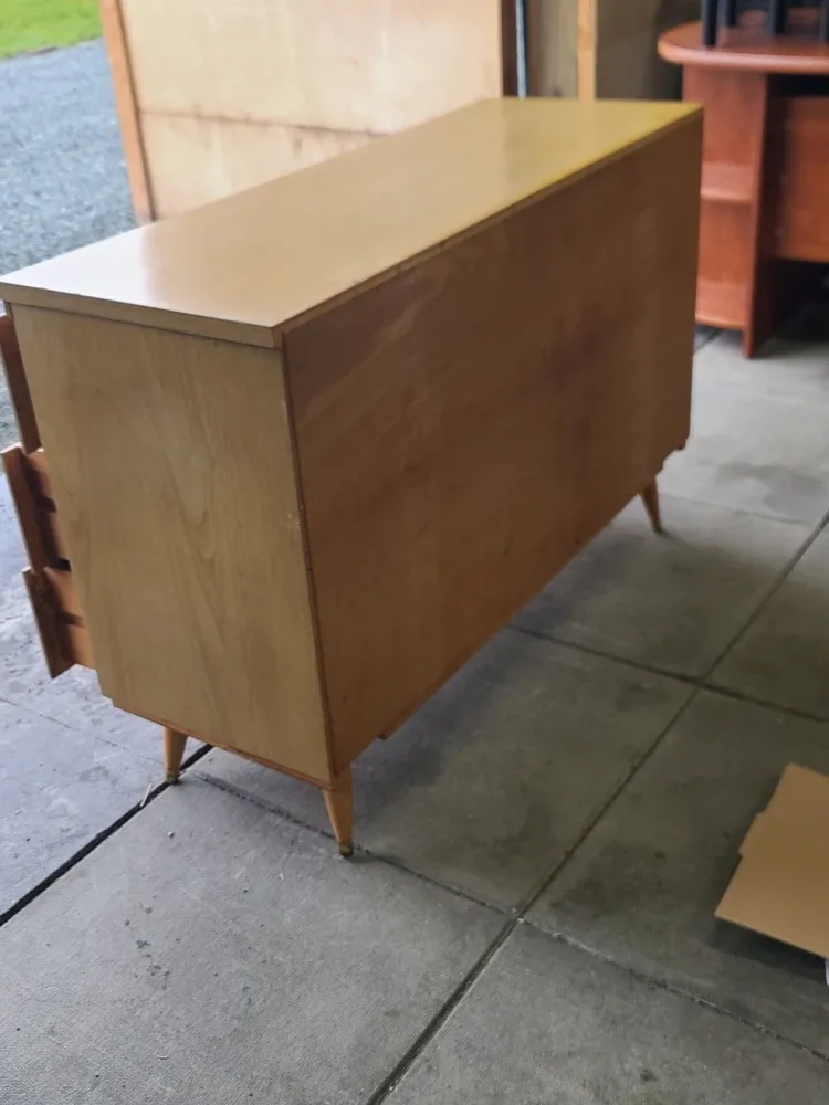 Vintage Blonde 6-Drawer Dresser image indicator(4)