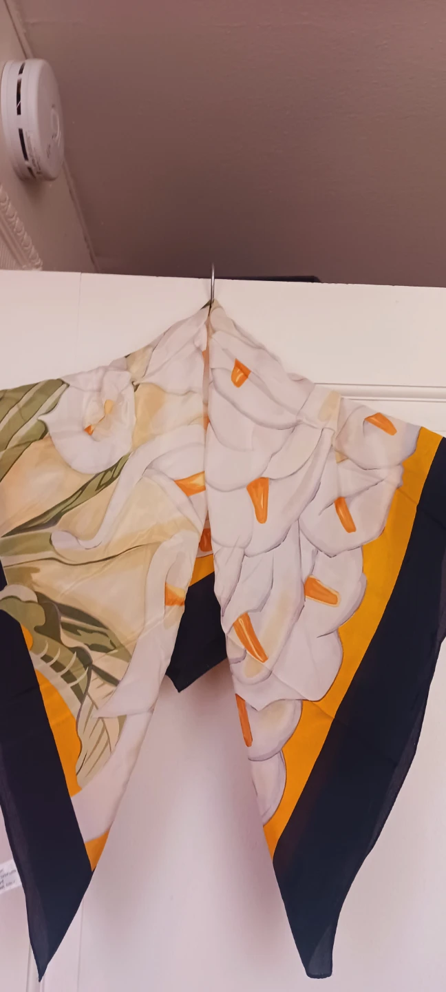 METROPOLITAN MUSEUM OF ART DIEGO RIVERA CALLA LILLIES SILK SCARF - photo 5