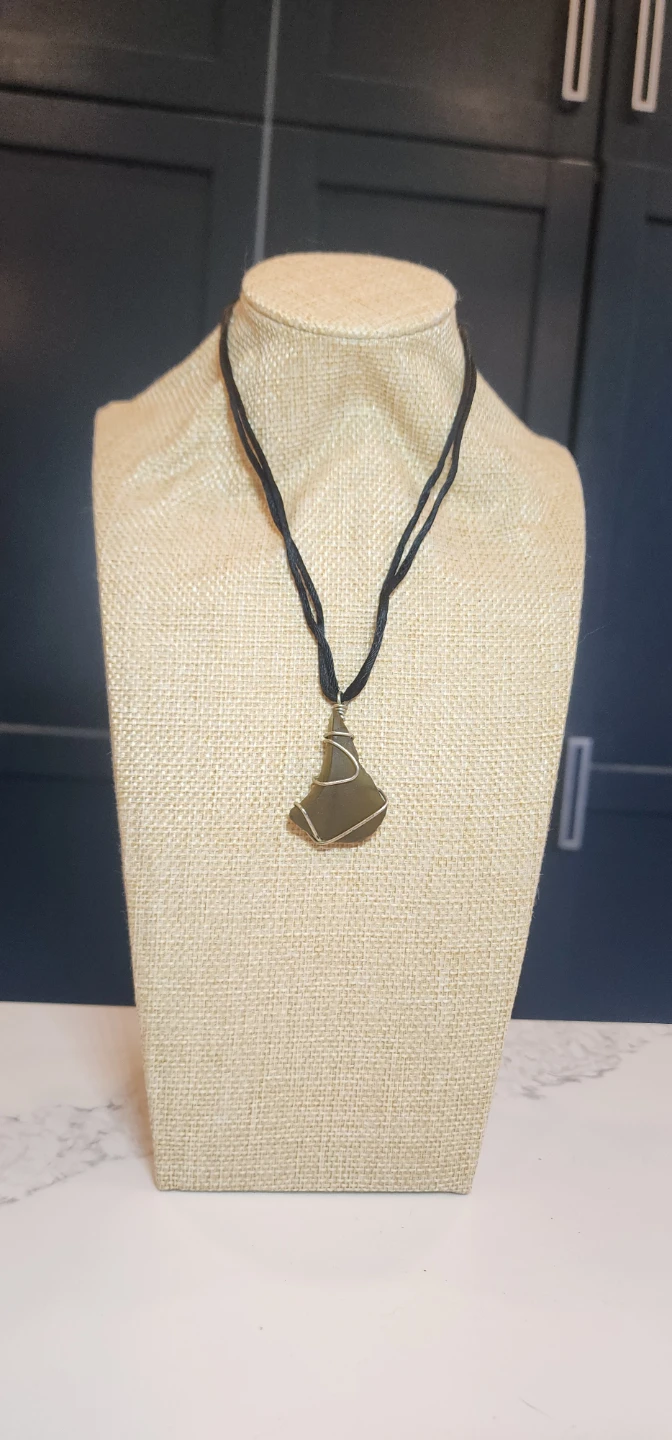 Handmade Sea Glass Necklace - photo 3