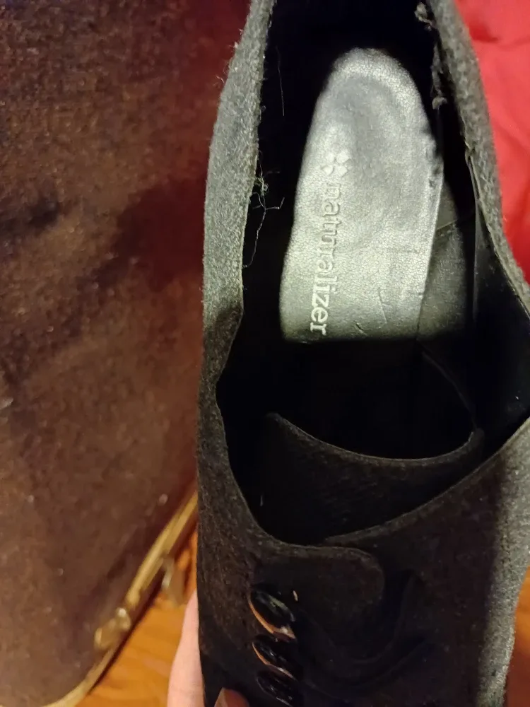 #Cleanout Naturalizer Gray Heels, Size 9.5 image indicator(3)