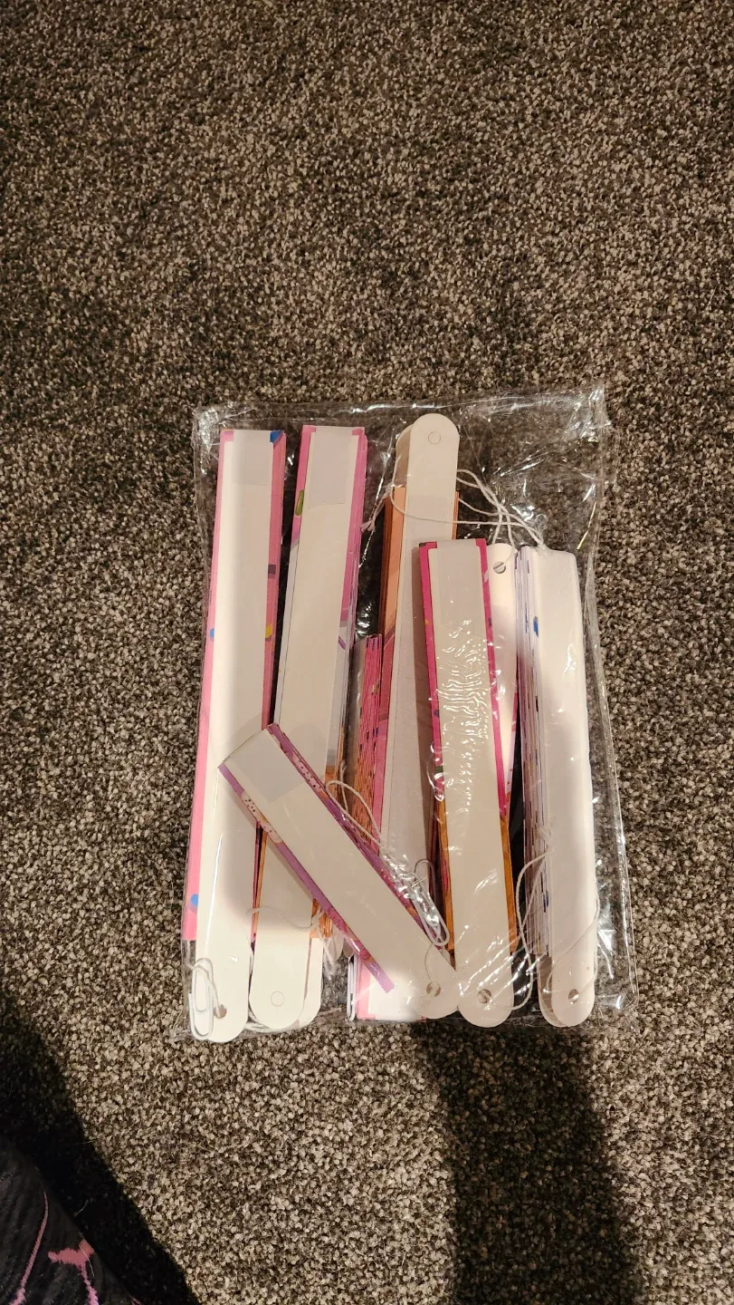 Outus Confetti Sprinkles Donut Paper Fans image indicator(2)