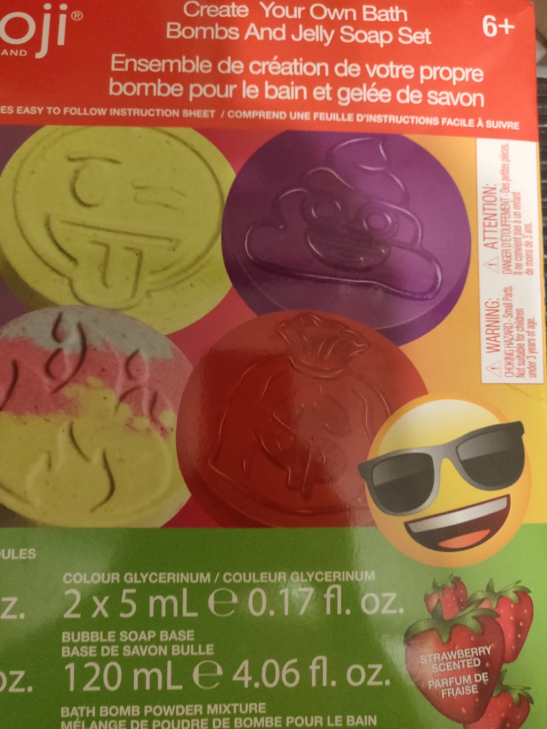 EMOJI BATH BOMBS AND JELLY SOAP DIY - photo 4