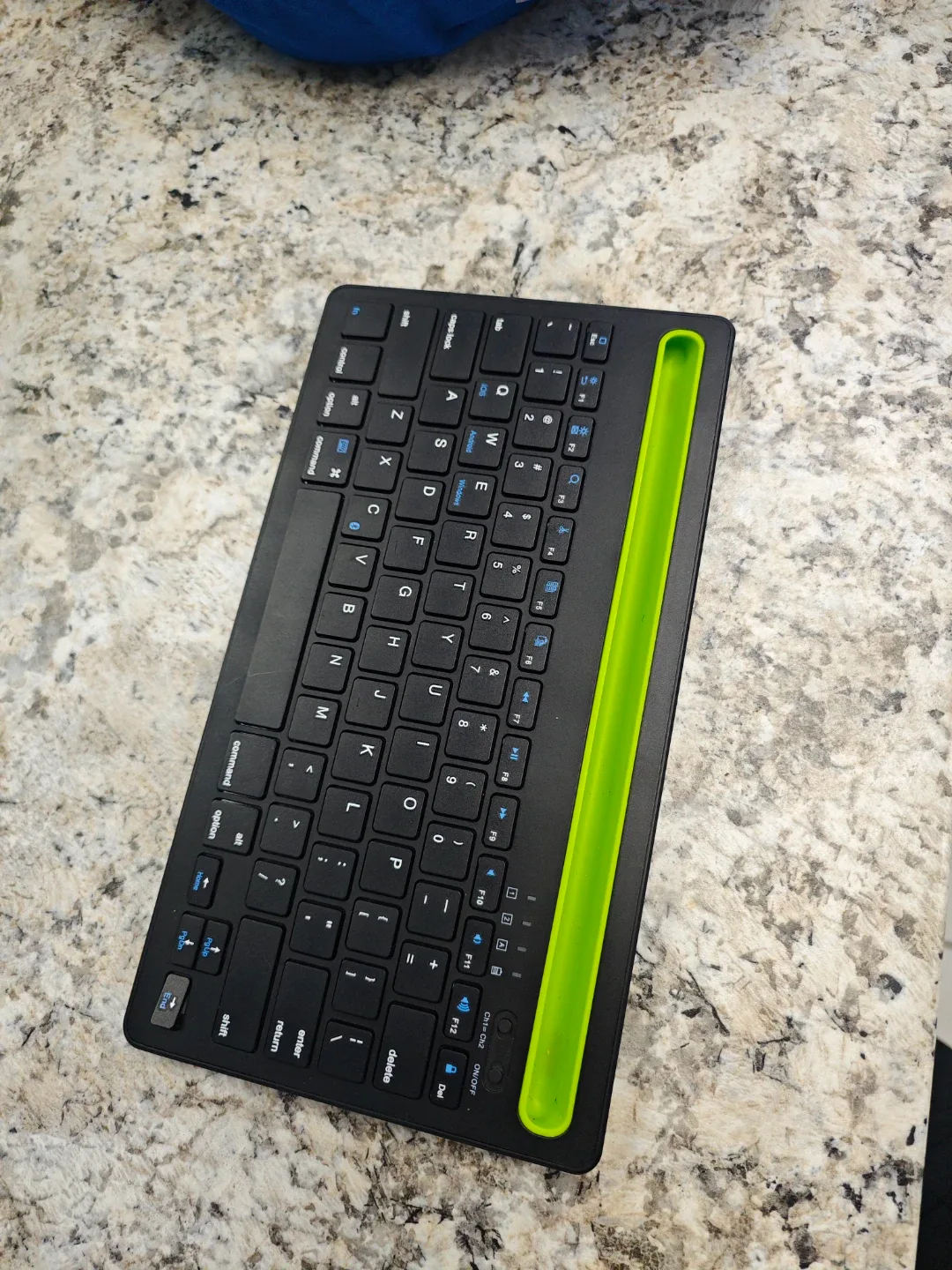 Black Wireless Keyboard with Green Accent image indicator(4)
