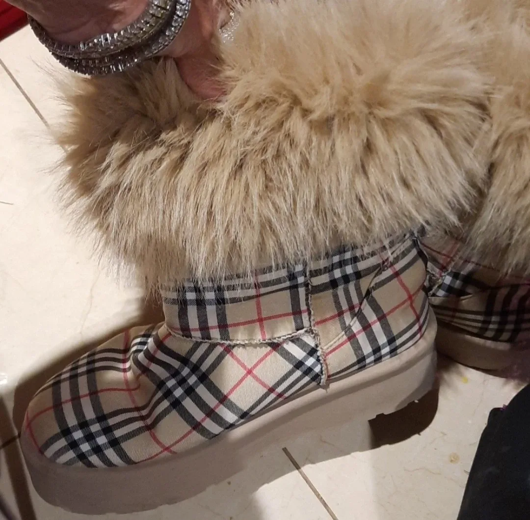 Designer inspired Plaid Fur Trim Boots & Scarf 8.5 image indicator(3)