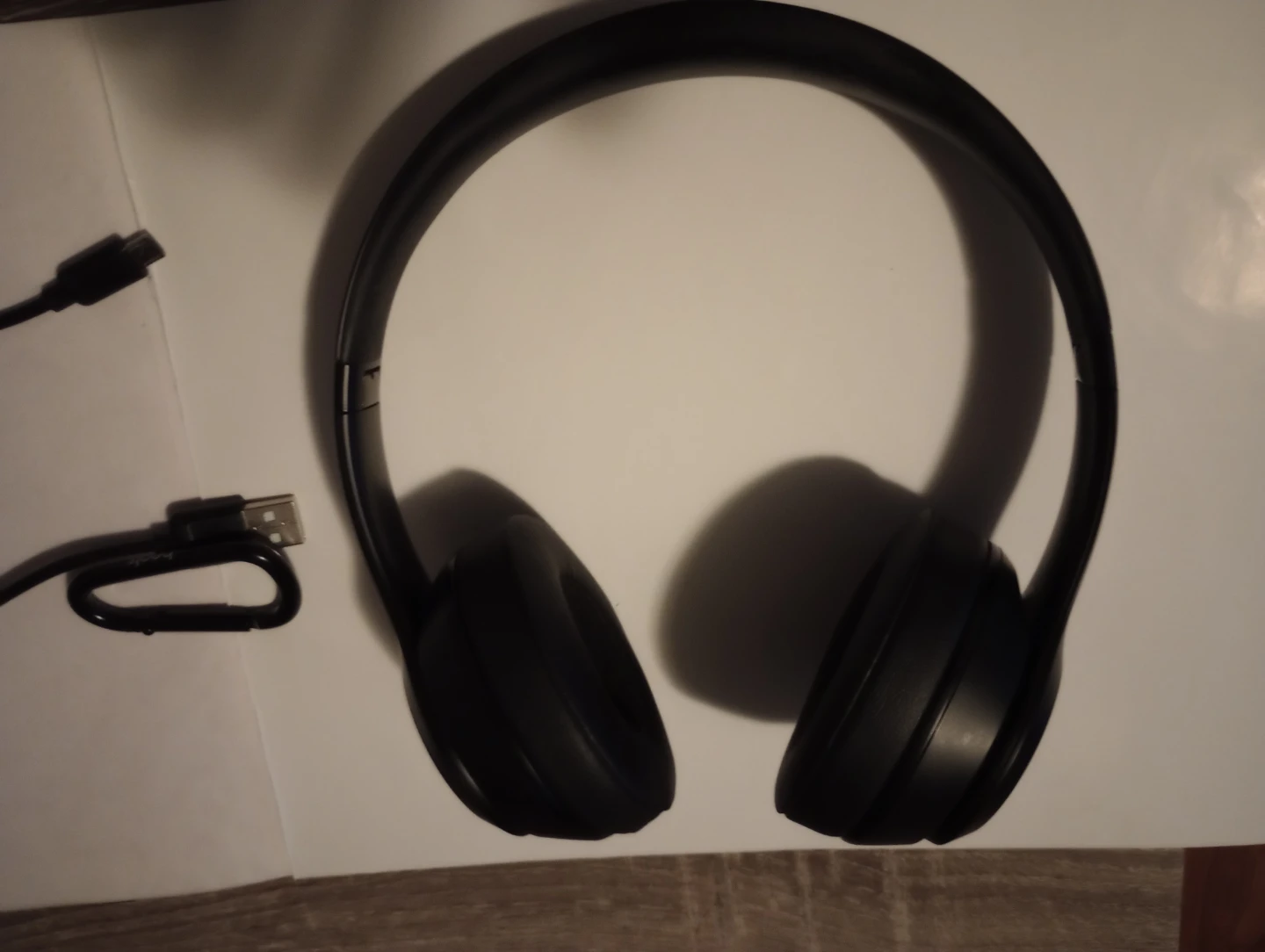 Beats Solo3 Wireless Headphones - Black - photo 4