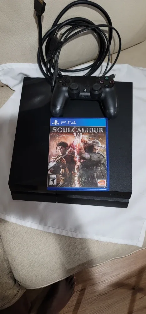 PlayStation 4 with SoulCalibur VI