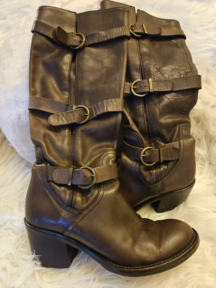 Dessai Brown Leather Knee High Boots Size 6