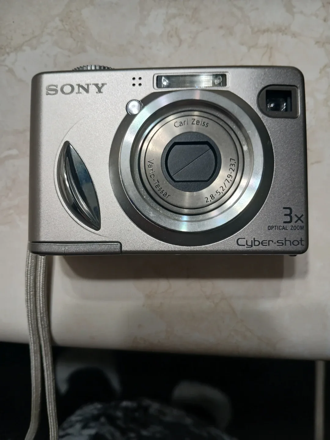 #cleanout Sony Cybershot Digital Camera image indicator(4)