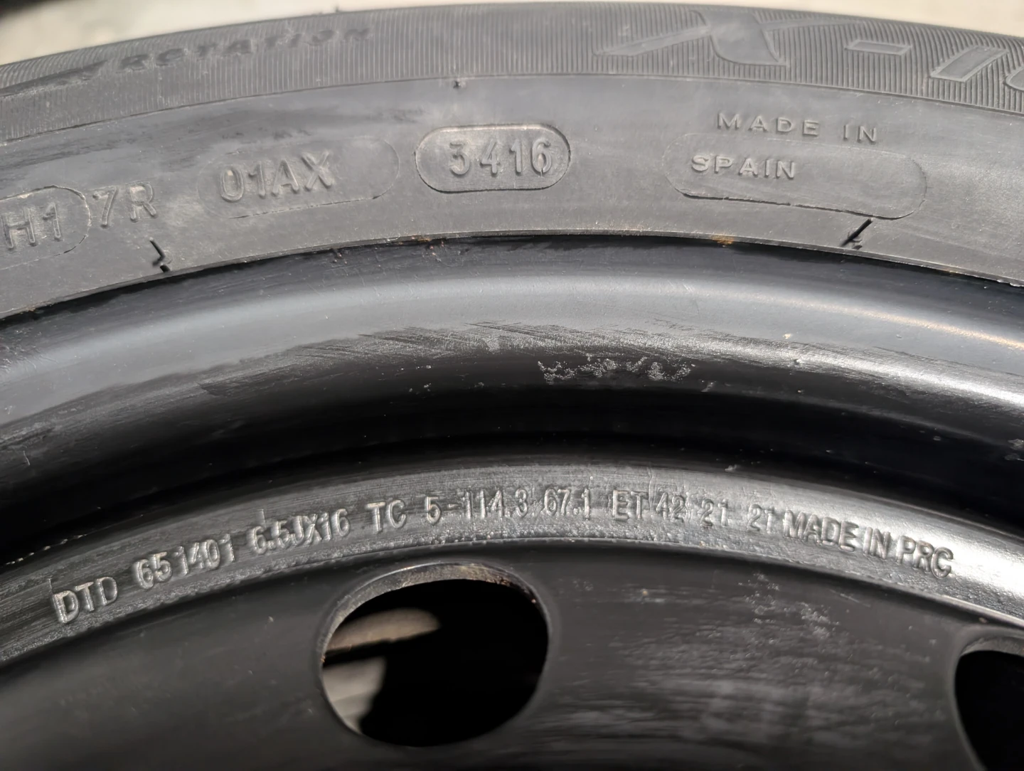 Michelin X-Ice 205/60R16 Winter Tire - photo 5