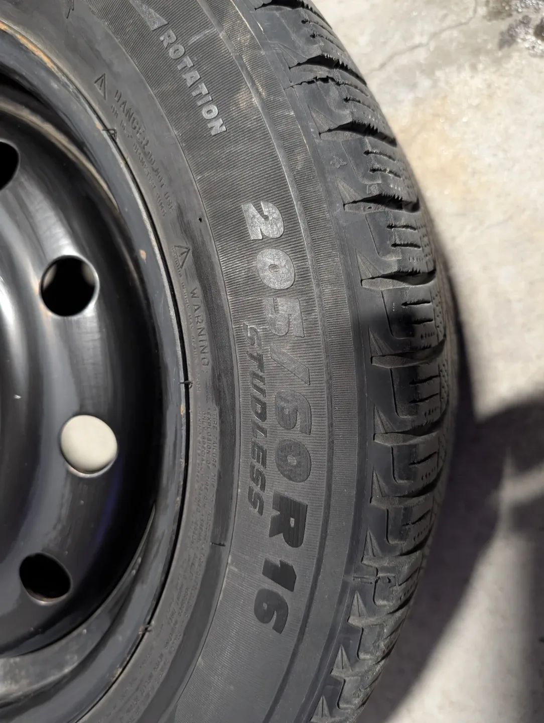 Michelin X-Ice 205/60R16 Winter Tire image indicator(7)