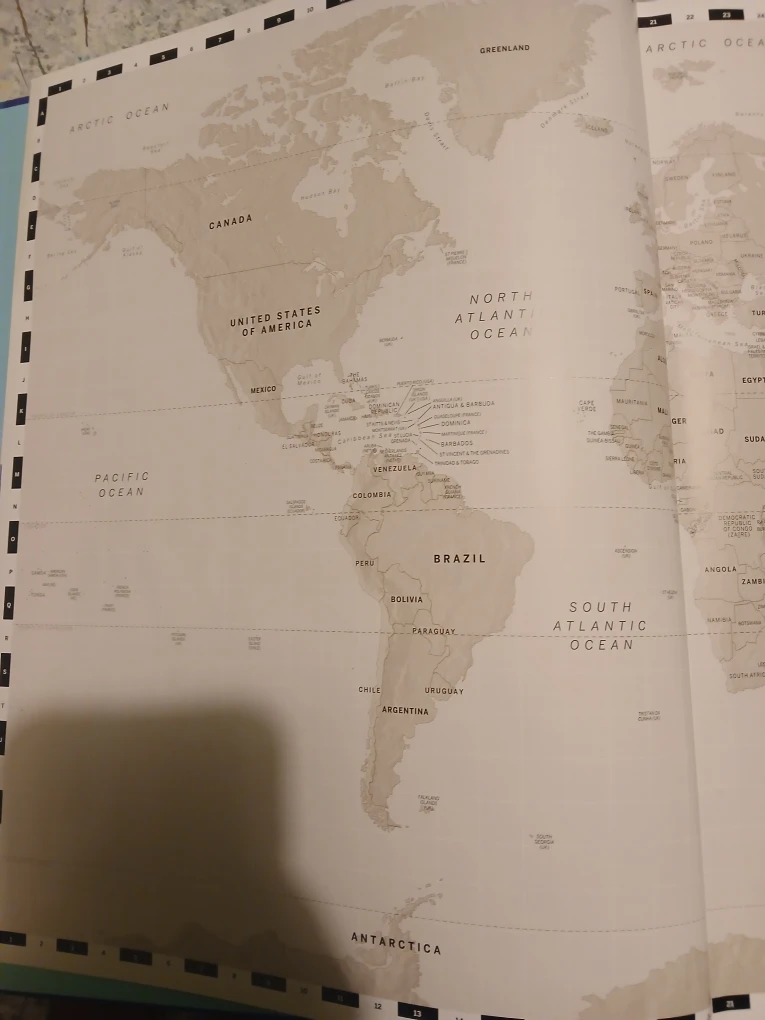 Lonely Planet The Travel Book