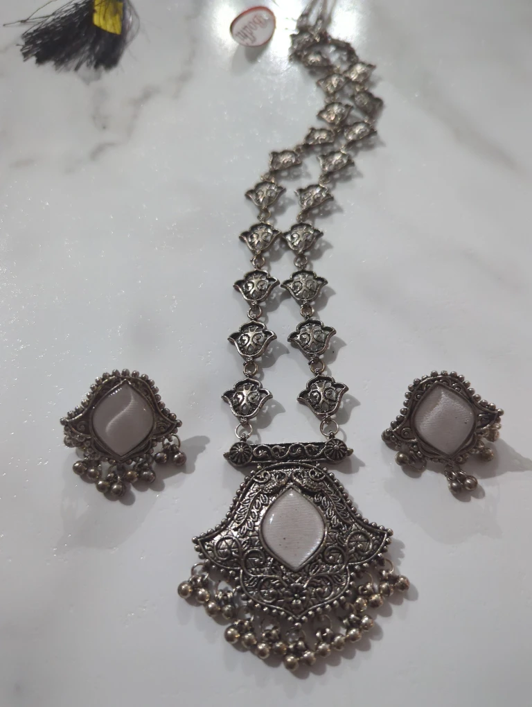 Necklace and Earring Set