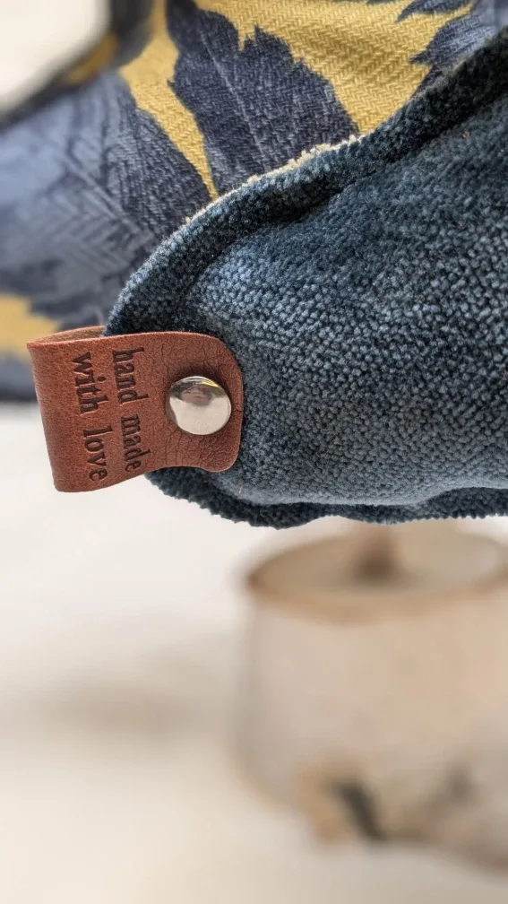 Handmade Floral Fabric Christmas Tree Decoration image indicator(5)