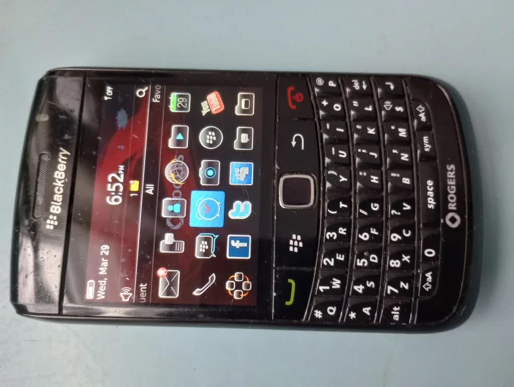 BlackBerry Bold 9780, GSM 3G WiFi Phone