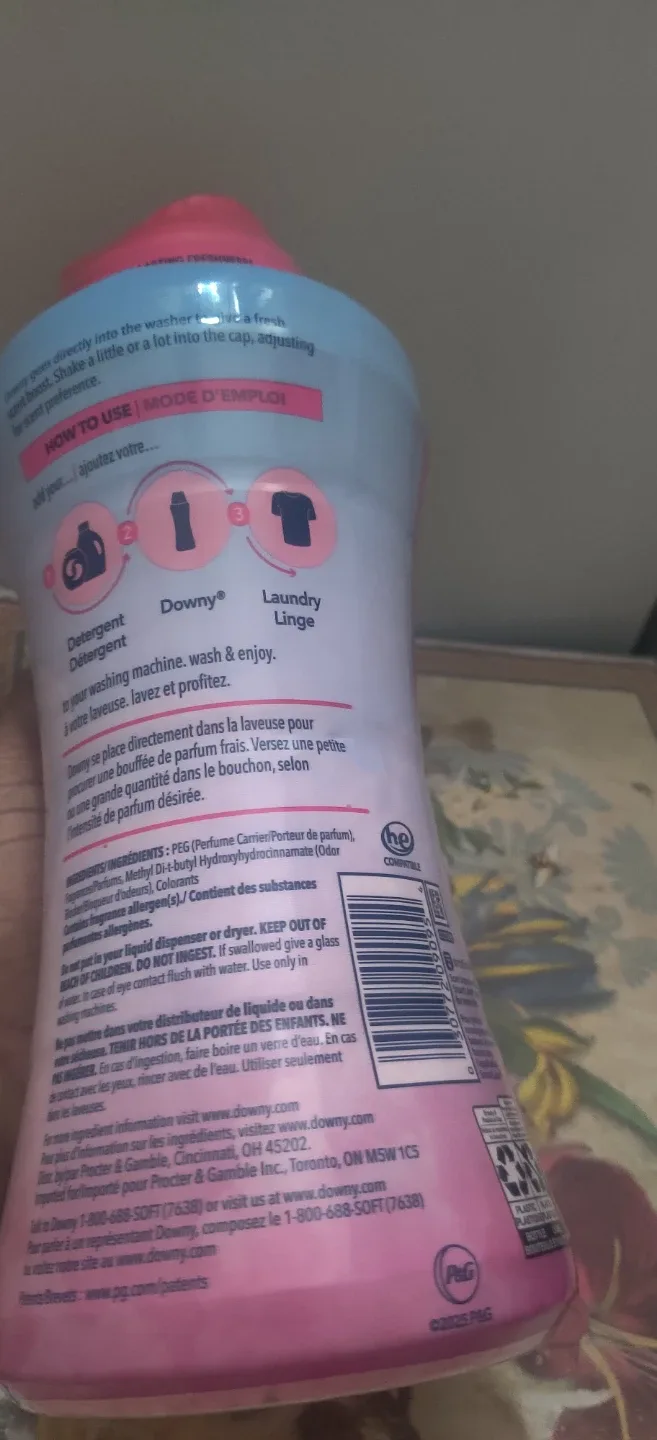 Downy April Fresh Laundry Scent Booster image indicator(3)