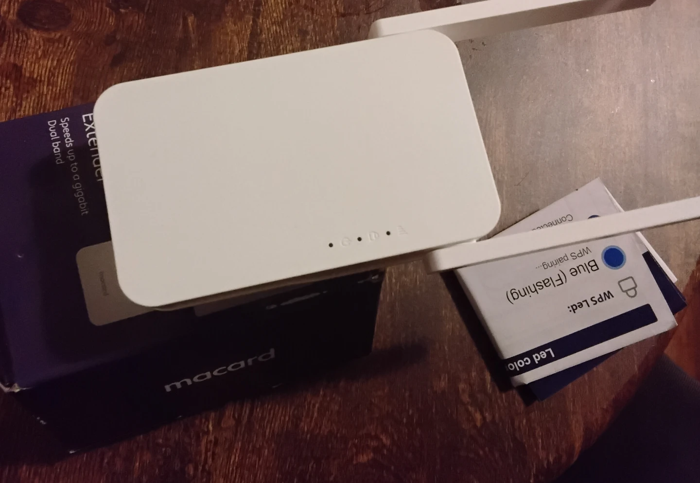 Macard  WiFi Range Extender - New in Box - photo 3