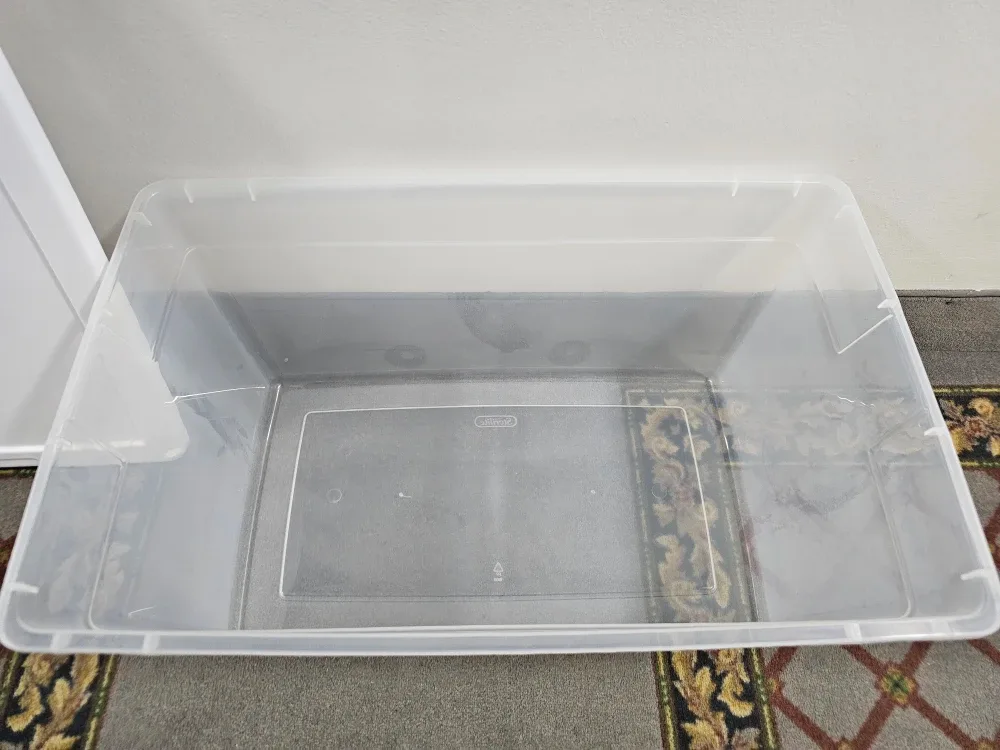 Sterilite 85 L/90 QT. Storage Box w/ Lid, White #Cleanout ♻️ image indicator(3)