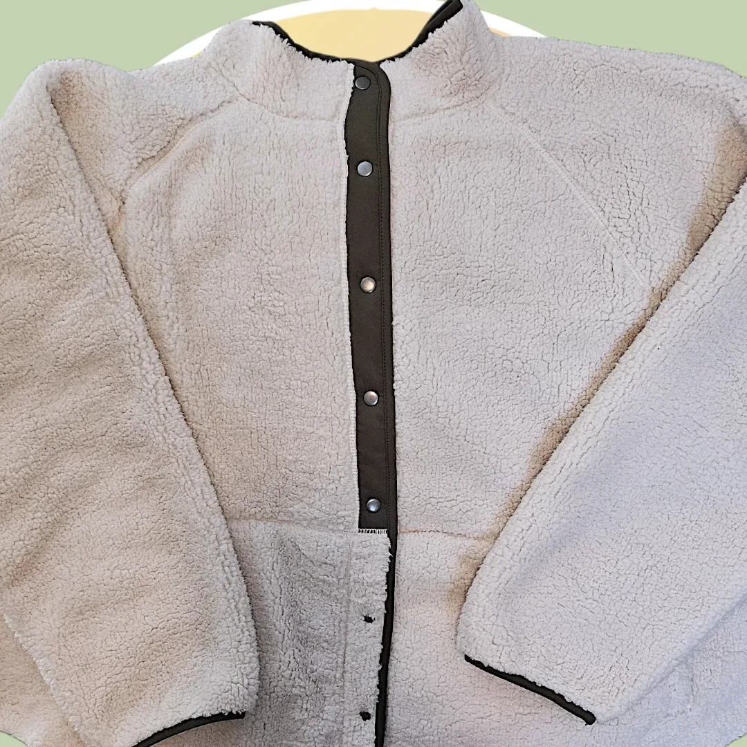 #Cleanout ♻️ NWT Sz 2X Sherpa Fleece Jacket w Pockets image indicator(5)