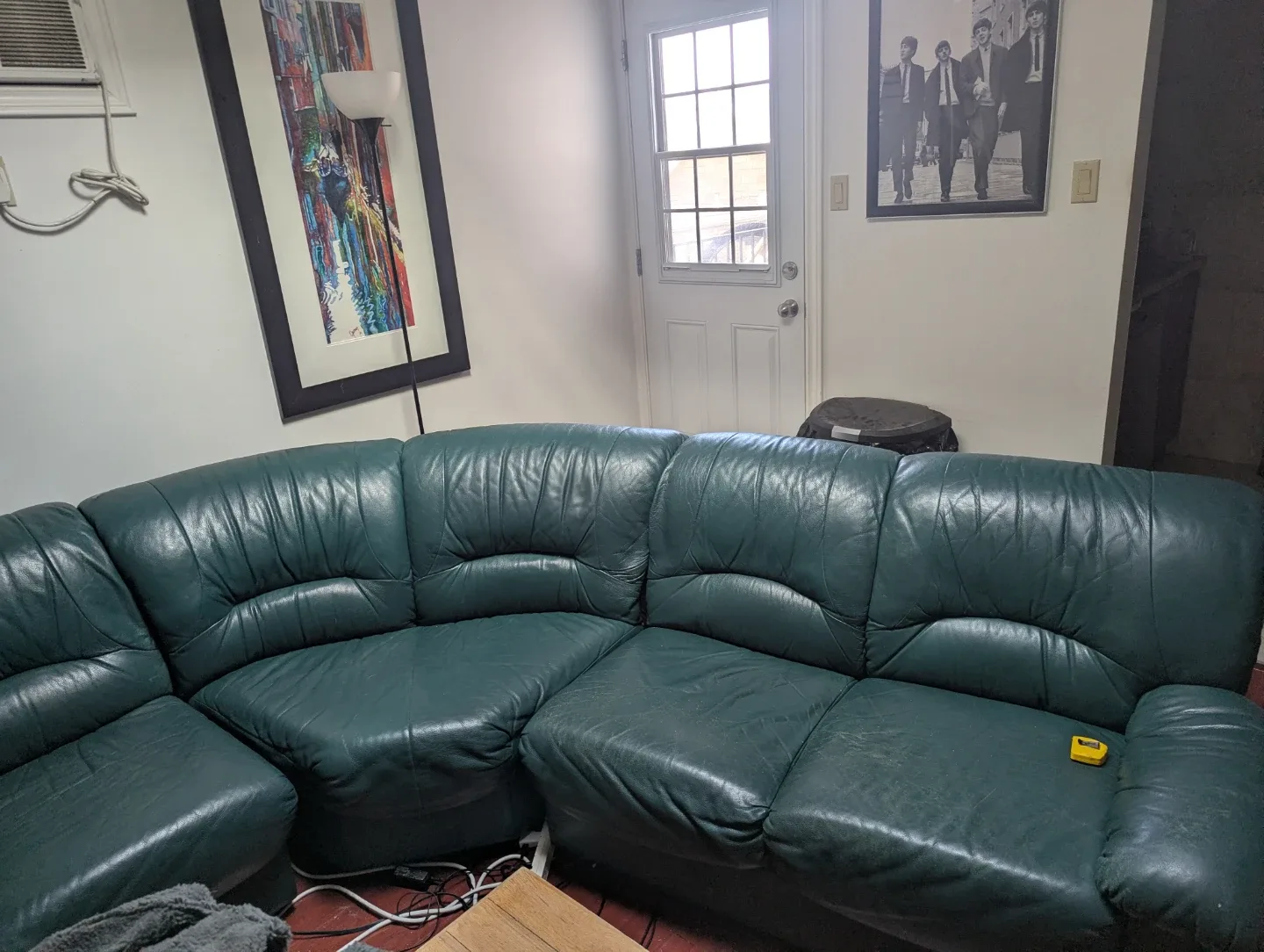 Green Leather Sectional Sofa image indicator(3)
