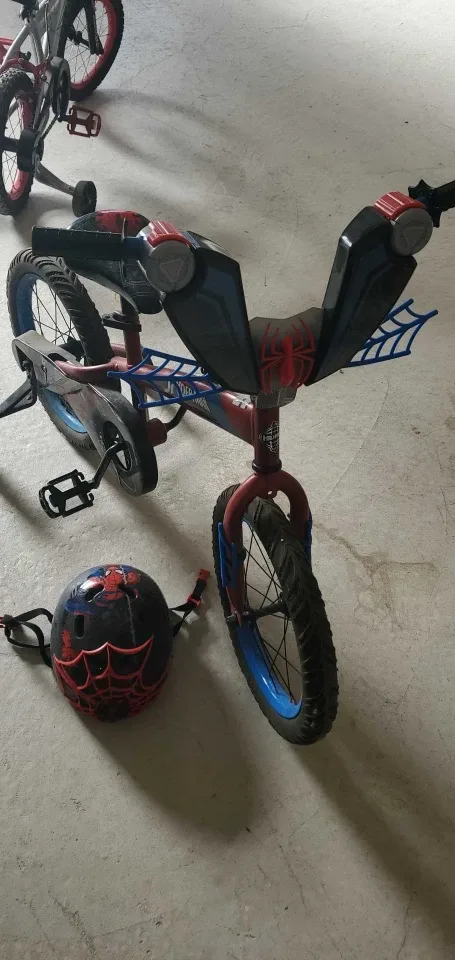 Spider-Man Bike & Helmet image indicator(2)
