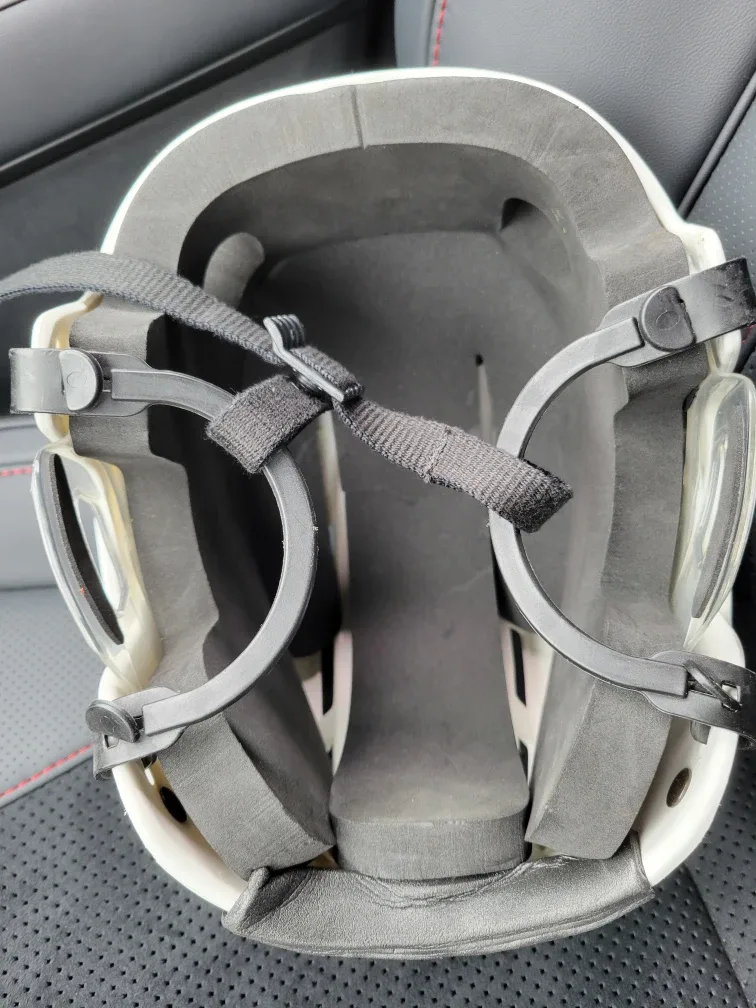 CCM hockey helmet youth/kids - 652 tacks image indicator(3)