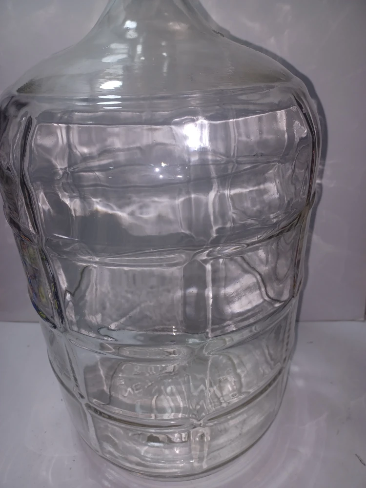 Vintage puro crate with Crisa 5 gal glass jug - photo 4