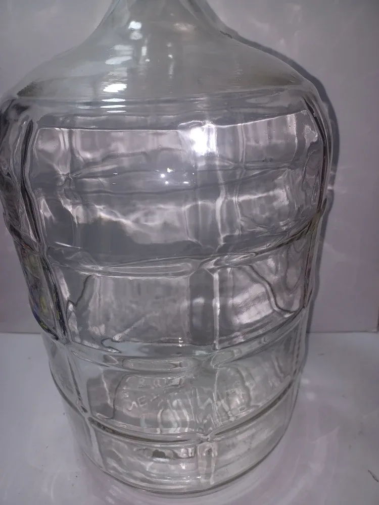 Vintage puro crate with Crisa 5 gal glass jug image indicator(4)