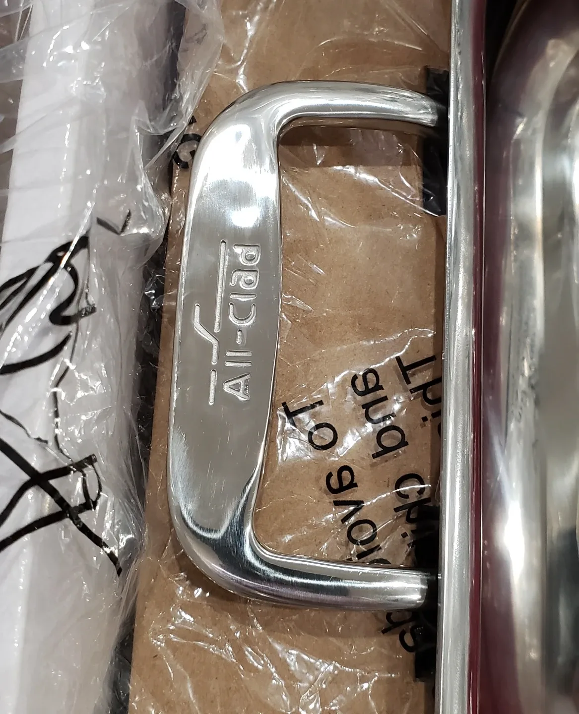 All-Clad Lasagna Pan with 2 Red Oven Mitts - New in Box! image indicator(7)