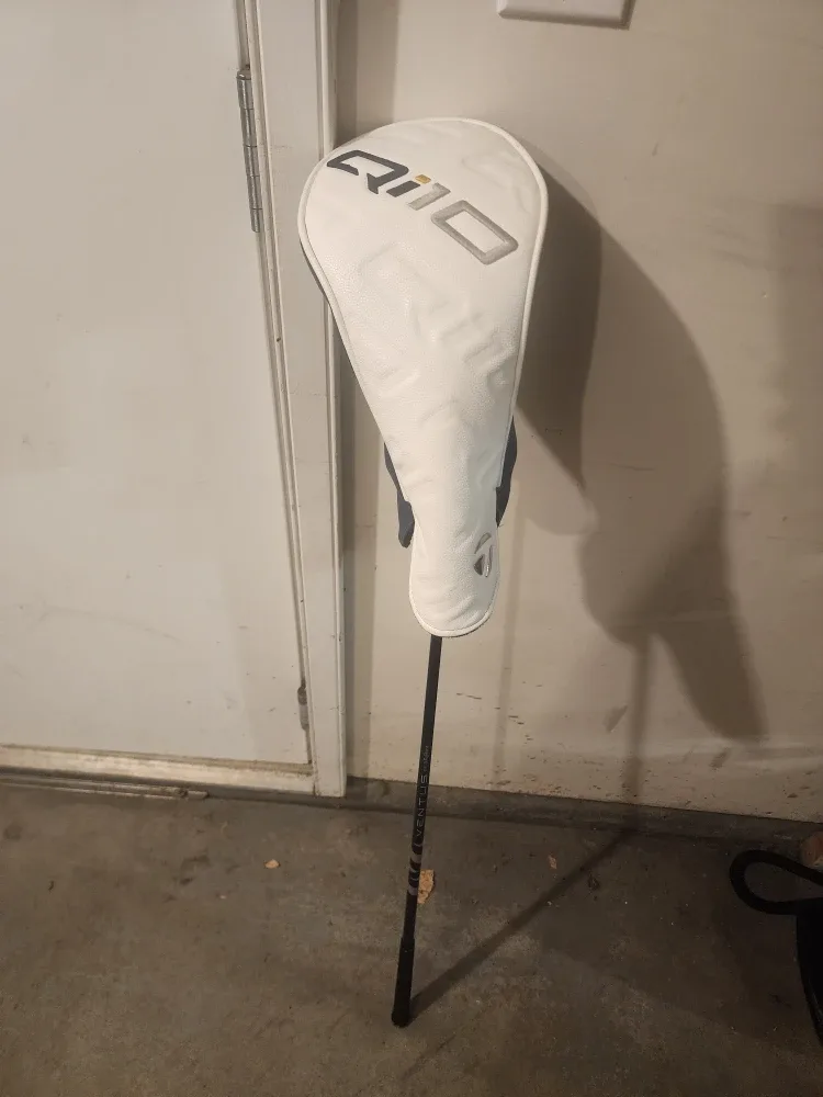 Taylormade Qi10 Driver Head RH image indicator(7)