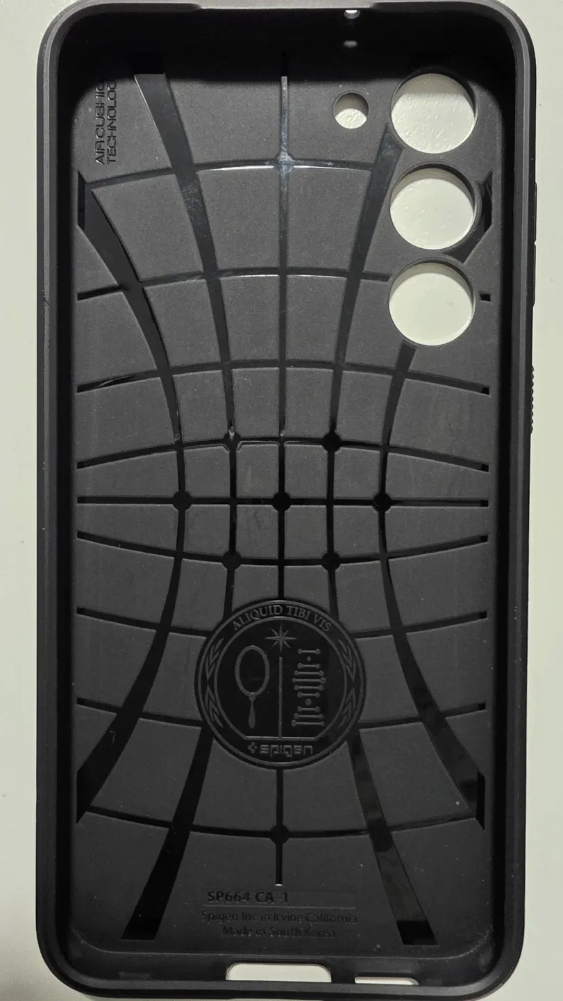 Spigen Armour case Samsung S23+