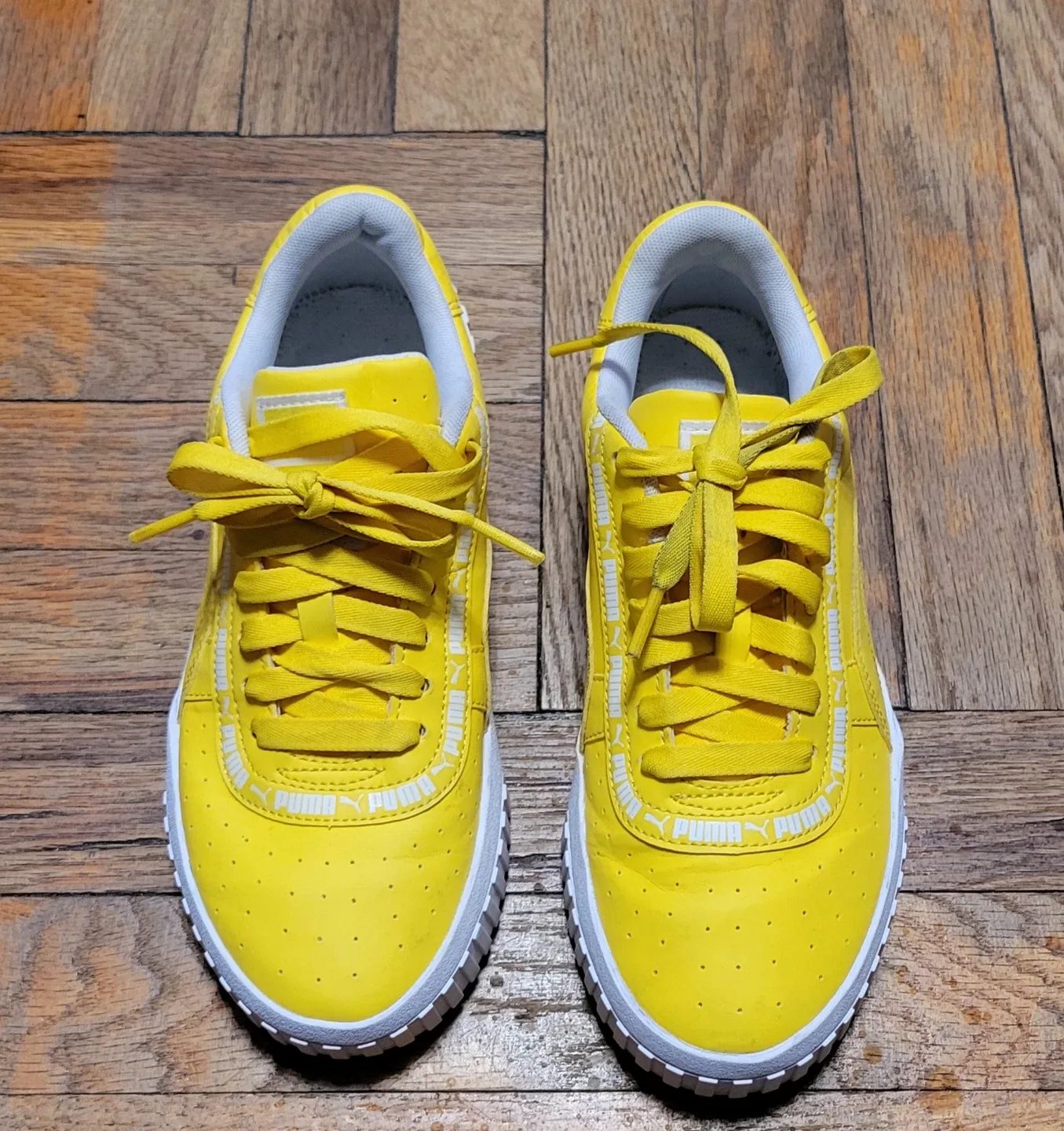 Puma Calla Jr Yellow Sneakers - US 6C