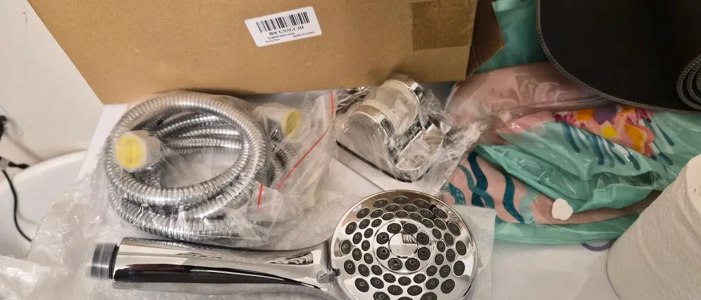 New Shower Head with Hose image indicator(2)