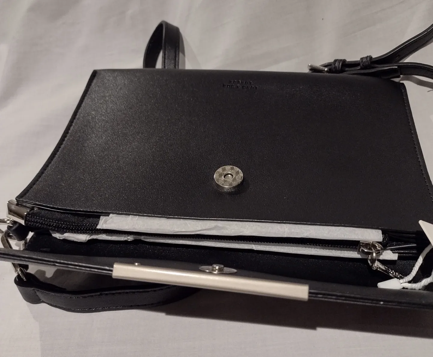 Long & Son London Black Crossbody Bag - New! image indicator(4)