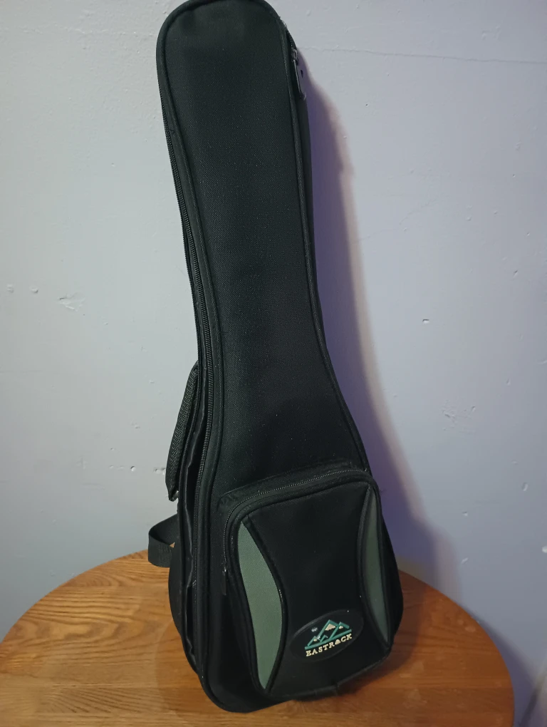 Eastrock 21 Inch Soprano Ukulele with Gig Bag - photo 2