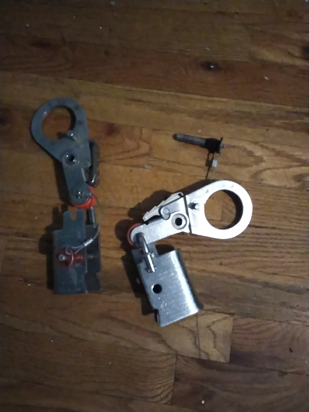 Metal Safety Lanyard Clamps