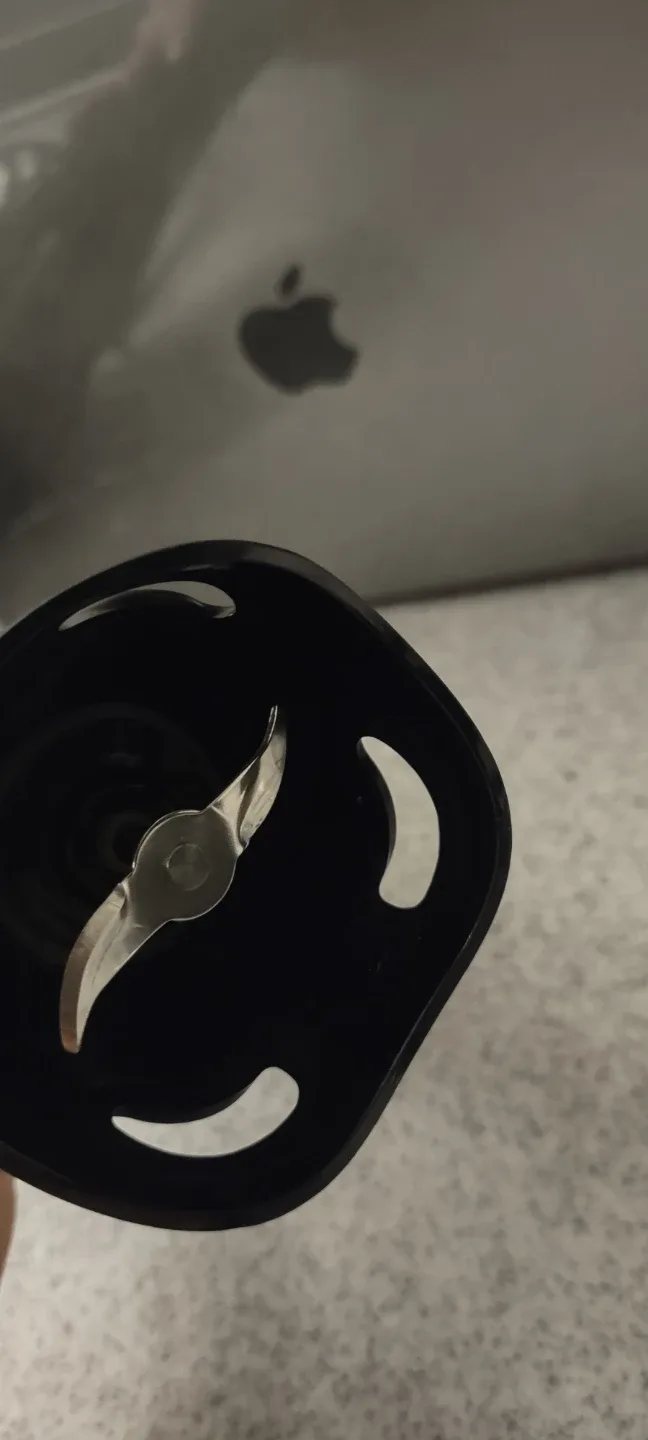 Chef Hand Blender with cup# Cleanout image indicator(2)