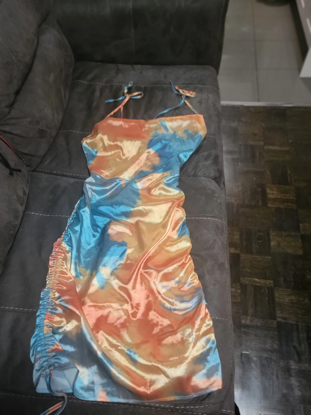 Assorted Women's Tops & Dresses